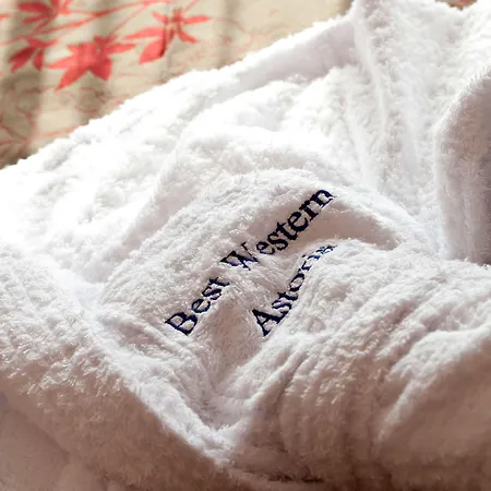 Western Astoria Hotel 3*